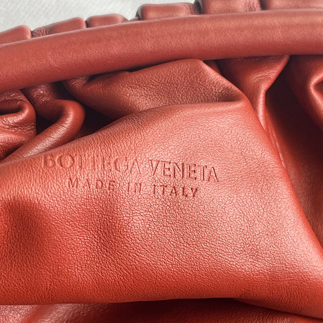 Bottega Veneta Pouch Calfskin Leather Brick Red Large