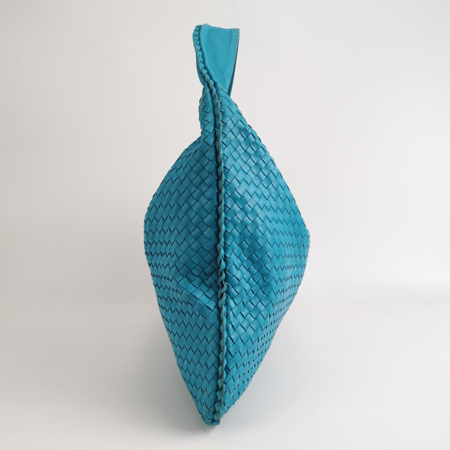 Bottega Veneta Veneta Hobo Maxi Blue Intrecciato Leather 52cm