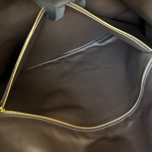 Bottega Veneta Hop Large Leather Fondant Chocolate Brown Hobo Bag