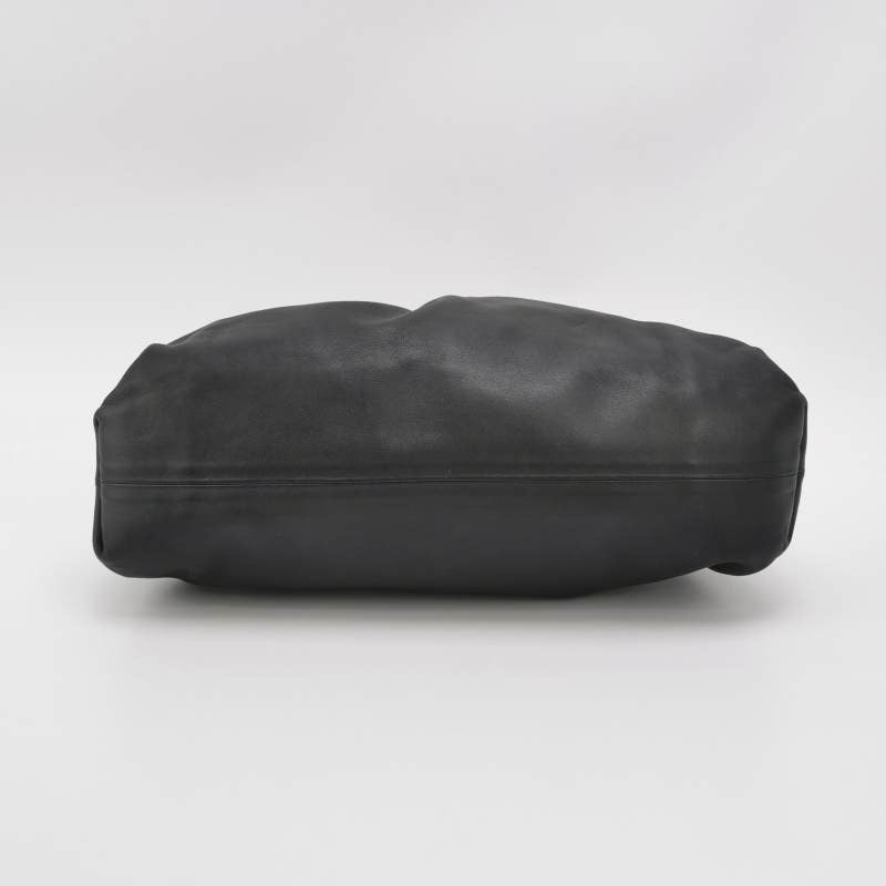 Bottega Veneta Pouch Calfskin Leather Black Large