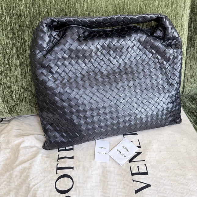 Bottega Veneta Hop Large Leather Black Hobo Bag-Luxbags