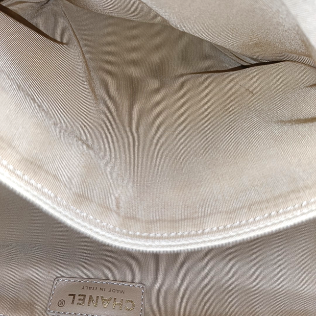 Chanel Cerf Executive Medium Beige Leather Handbag with Strap 35cm