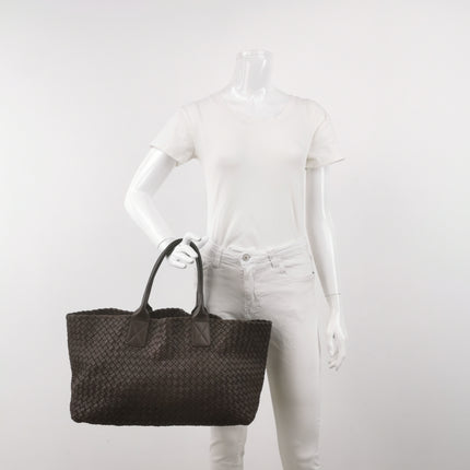 Bottega Veneta Cabat Tote Intreccio Leather Milk Chocolate Brown 40cm