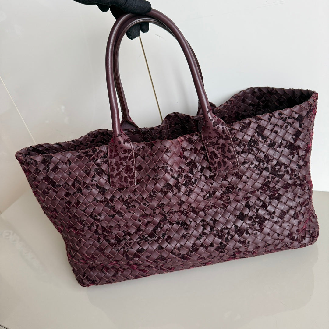 Bottega Veneta Cabat Large Intreccio Burgundy Leather and Velvet 40cm