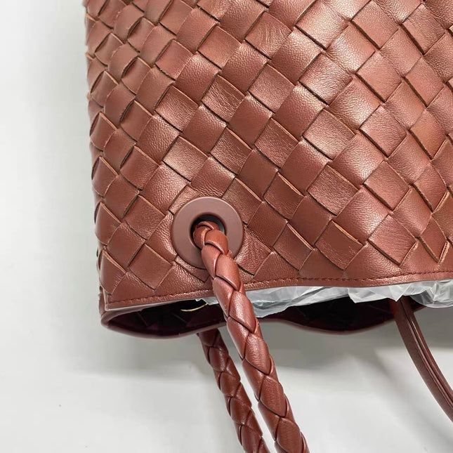 Bottega Veneta Andiamo Large Milk Chocolate Brown Handbag