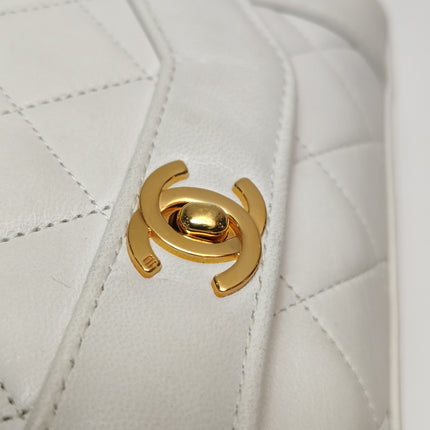 Chanel Diana CC Flap Bag Small Vintage White Lambskin Leather with 24k Gold HW, 1989-1991