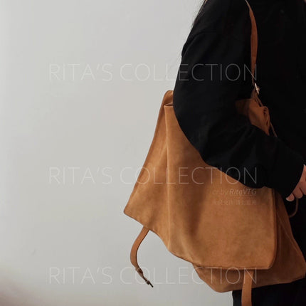 Bottega Veneta Maxi Messenger Bag Suede Leather Tan