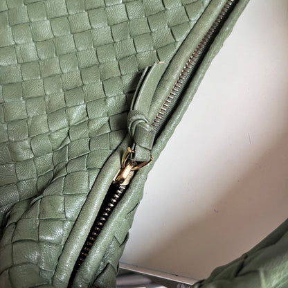 Sold Bottega Veneta Veneta Hobo Large Dark Green 45cm Lambskin Leather