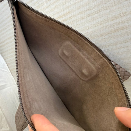 Bottega Veneta Cabat Large Intreccio Leather Tote Bag Grey 40-43cm