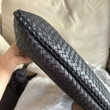 Bottega Veneta Intrecciato Hobo Bag Medium Black Lambskin leather 45cm