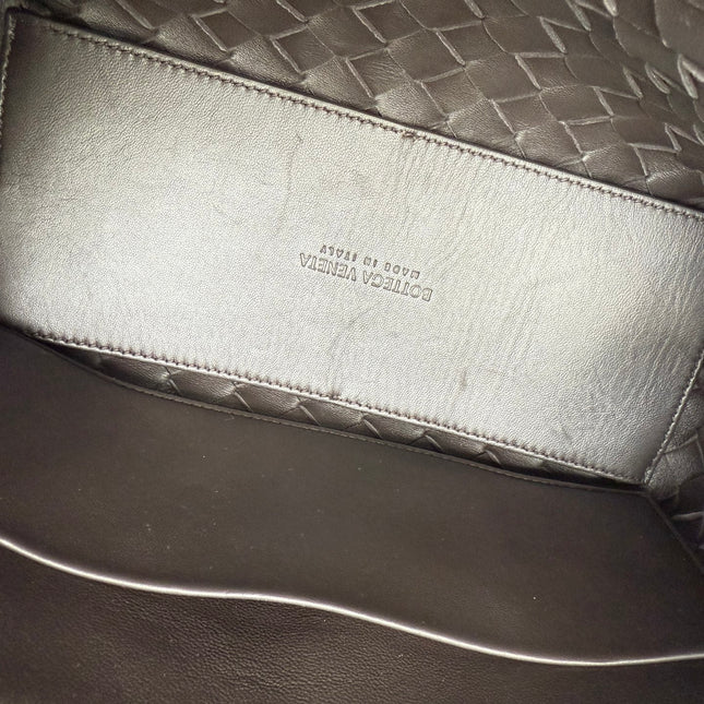 Bottega Veneta Small Andiamo Fondant Dark Chocolate Brown Intrecciato Handbag