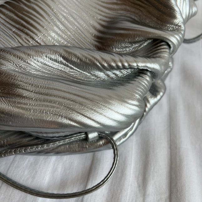 Bottega Veneta Pouch Mini Silver Leather Tree Trunk Pattern Crossbody Bag