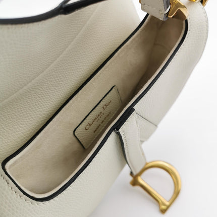 Dior Saddle bag white grain leather mini size