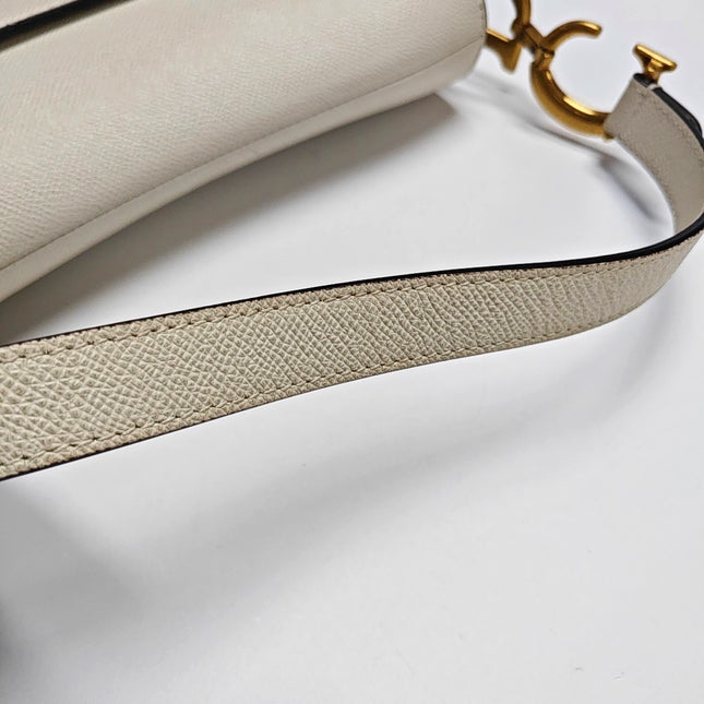 Dior Saddle Medium 2021 White Grained Leather Handbag