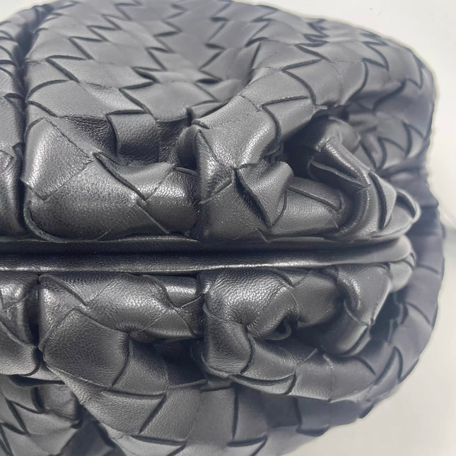 Bottega Veneta Pouch Large Intrecciato Black Calfskin Leather Clutch