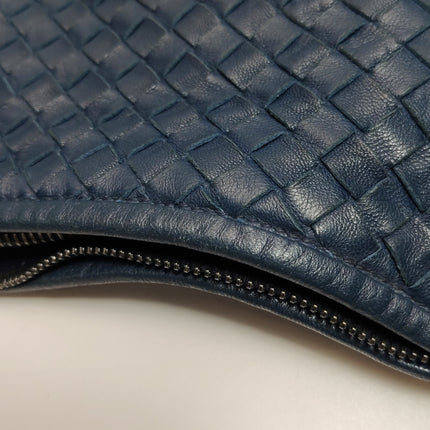 Bottega Veneta Veneta Hobo Maxi Navy Intrecciato Leather 51cm