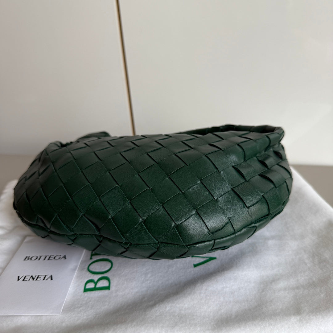 Bottega Veneta Jodie Mini Dark Forest Green Lambskin Leather Clutch Bag Never Worn