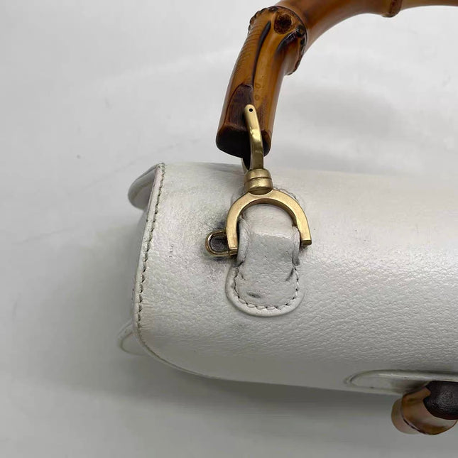Gucci Bamboo 1947 Medium Vintage White Grained Leather With Strap