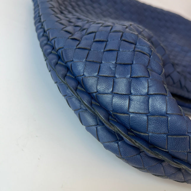 Sold Bottega Veneta Veneta Hobo Medium Navy Intrecciato Leather Bag