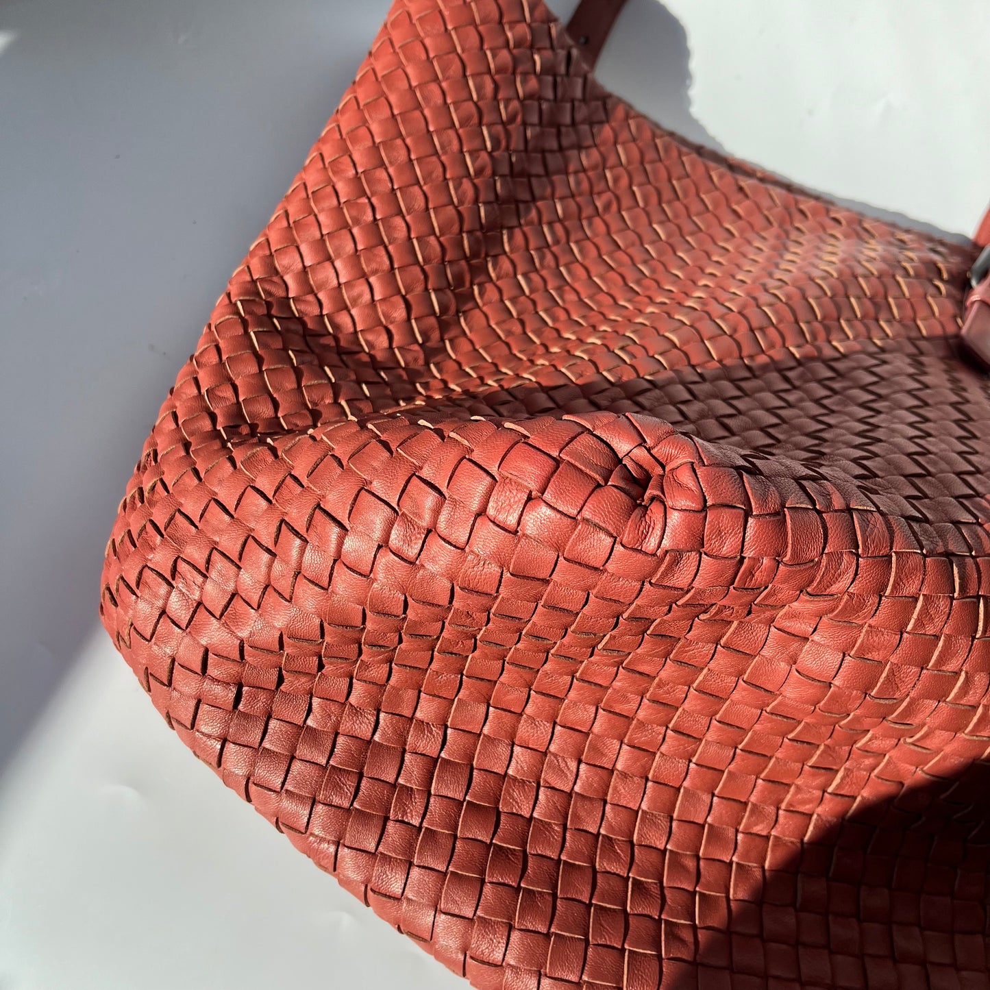 Bottega Veneta Cesta Tote Nappa Intrecciato Leather Brick Red 37cm