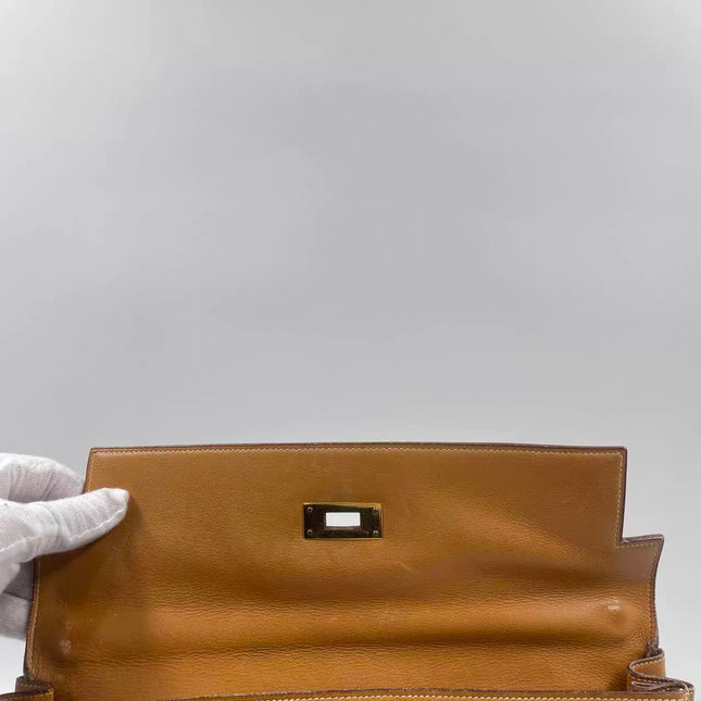 Hermes Kelly 32 Retourne 1976 Gold Box Leather Gold Hardware