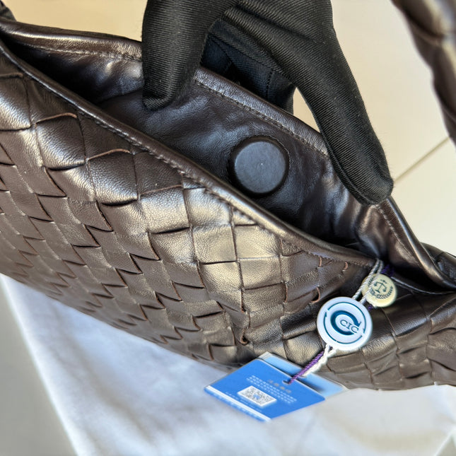 Bottega Veneta Hop Hobo Small Leather Chocolate Brown