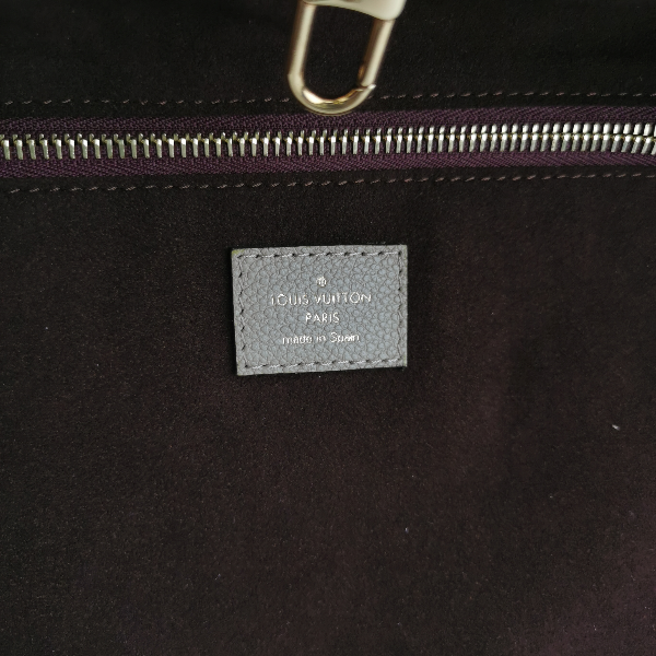 Sold Louis Vuitton Leather Neverfull MM Tote Medium Grey