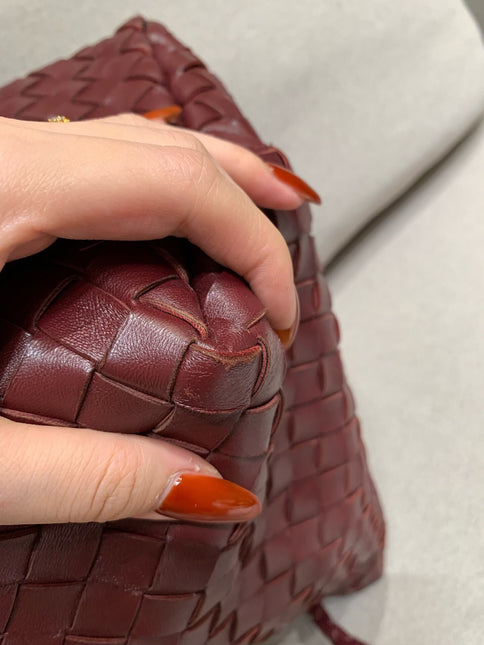 Bottega Veneta Andiamo Large Burgundy Handbag