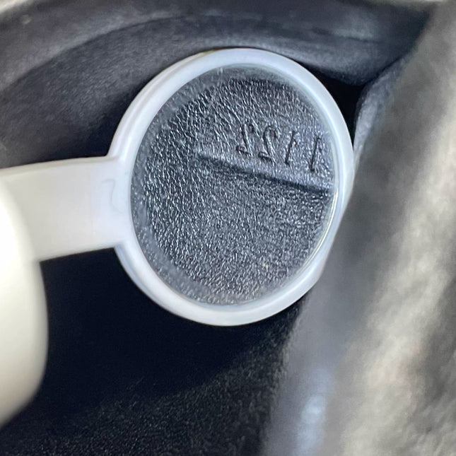 Louis Vuitton Neo Papillon Revelation GM Black Leather Shoulder Bag