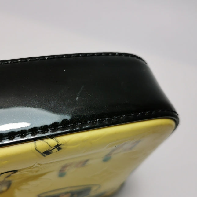 Louis Vuitton Vernis Sticker Pochette Accessoire Beige Patent Leather