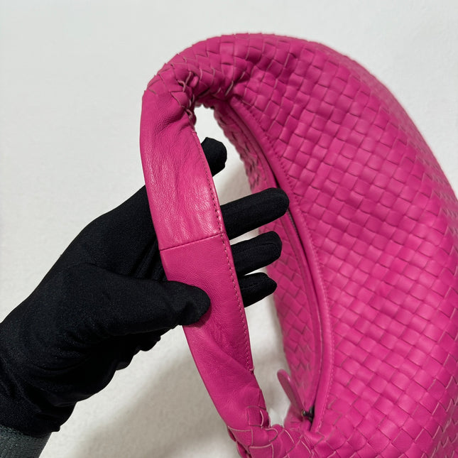Bottega Veneta Veneta Hobo Medium Fuchsia Intrecciato Leather Bag 40cm