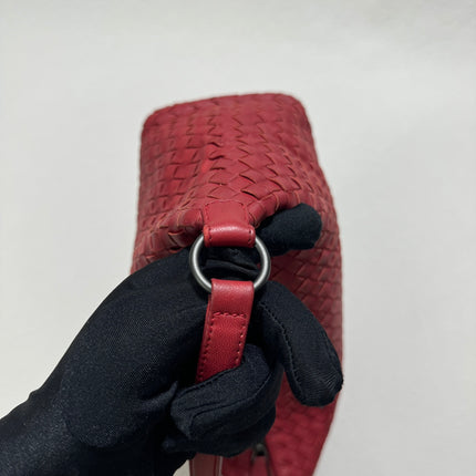 Bottega Veneta Sloane Shoulder Bag Burgundy Red Small 25cm