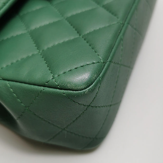 Chanel Classic Flap Mini 2019 Green Lambskin Leather Silver Hardware