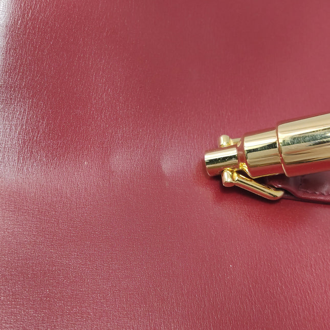 Gucci Jackie 1961 Red Burgundy Leather Bag Small with Adjustable Strap Gold Piston Lock