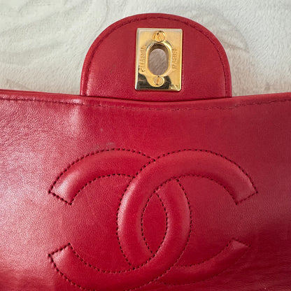 Chanel Classic Flap Vintage 1989 Red Lambskin Leather with 24k Gold Hardware