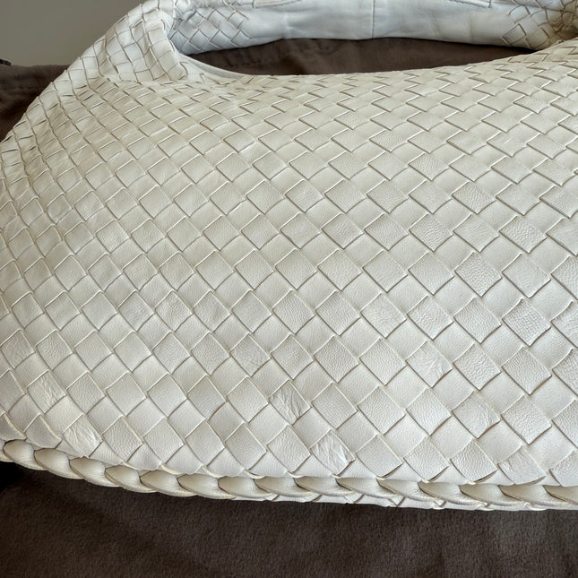 Bottega Veneta Veneta Hobo Intrecciato White Nappa Leather Medium 40cm