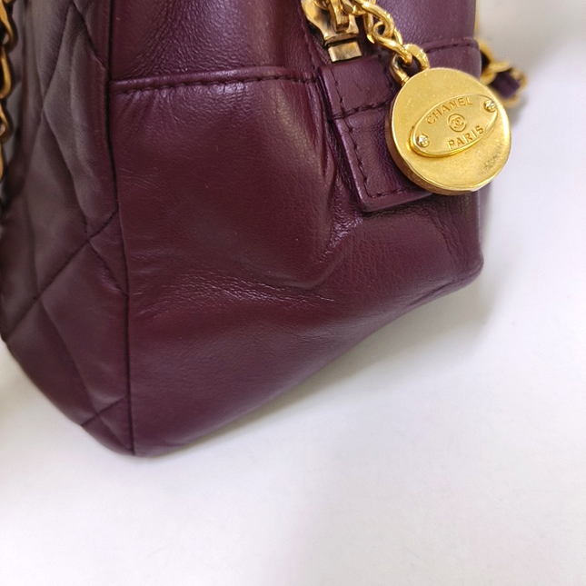 Chanel Petite Shopping Tote PTT Burgundy Lambskin Leather Gold-Tone Chain Shopping Bag