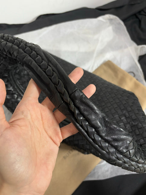 Bottega Veneta Veneta Intrecciato Hobo Bag Large Black Lambskin leather 48cm