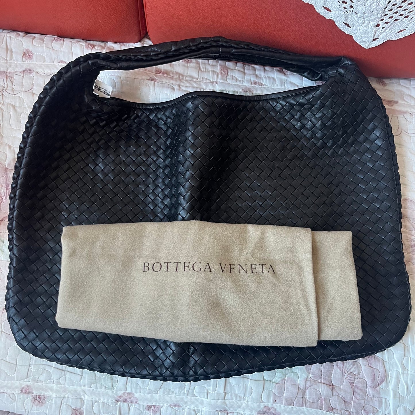 Bottega Veneta Veneta Hobo Maxi Black Leather 51cm