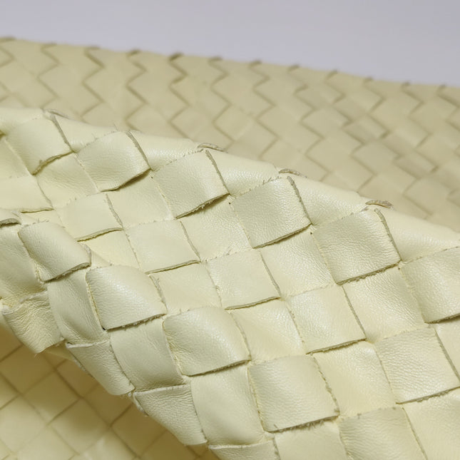 Bottega Veneta Hop Large Leather Pale Cream Yellow Hobo Bag