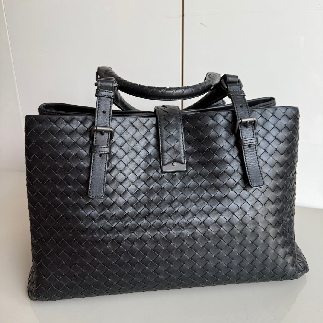 Bottega Veneta Roma Handbag Bag Intrecciato Nappa Leather Black Large 35cm