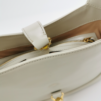 Sold Gucci Jackie 1961 Small Leather Bag with Adjustable Strap Size White