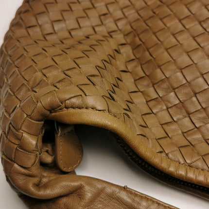 Bottega Veneta Veneta Hobo Maxi Milk Chocolate Brown Leather 52cm