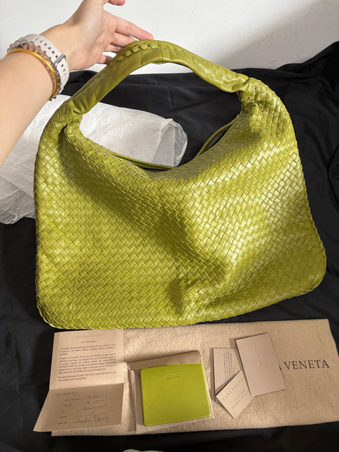 Bottega Veneta Veneta Hobo Maxi Avocado Green Intrecciato Leather Bag 50cm