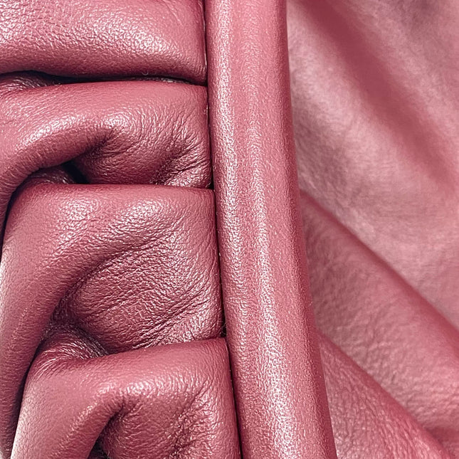 Bottega Veneta Pouch Calfskin Leather Burgundy Large