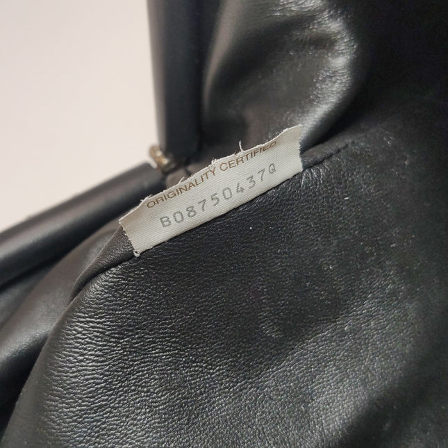 Bottega Veneta Pouch Large Intrecciato Black Calfskin Leather Clutch