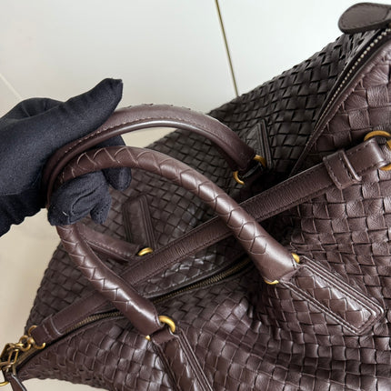 Bottega Veneta Maxi Convertible Tote Dark Chocolate Brown Leather Gold HW 50cm