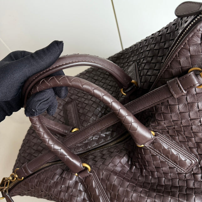 Bottega Veneta Maxi Convertible Tote Dark Chocolate Brown Leather Gold HW 50cm
