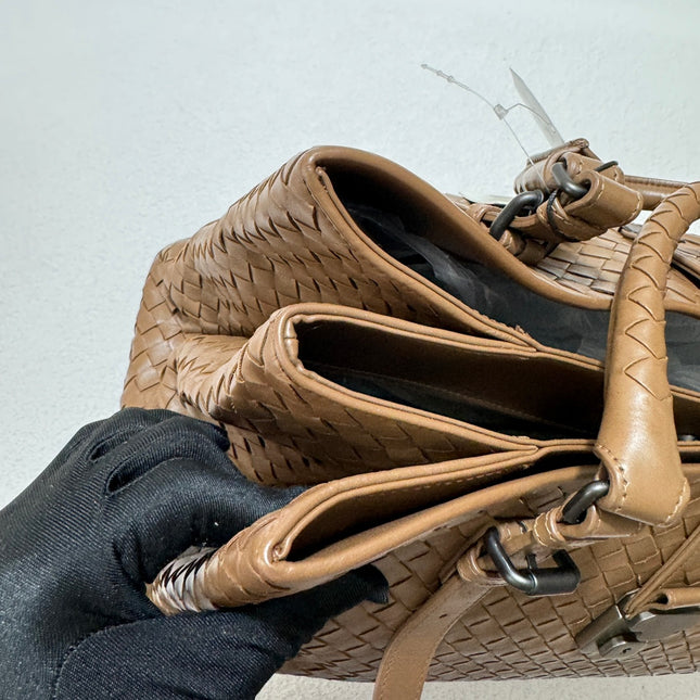 Bottega Veneta Roma Large Intrecciato Nappa Leather Caramel Brown Tan 35cm No Strap
