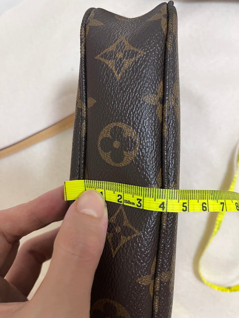 Sold Louis Vuitton pochette accessoires classic brown Modern